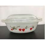 VINTAGE Agee Pyrex Strawberry Fair Casserole Dish w Lid 