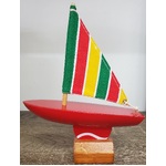 Wooden Pond Yacht - Red Base