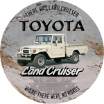 Land Cruiser Round Tin Sign | 30 cm