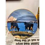 1996 Holsteins on the Harbour Plate - 10th World Holstein-Friesian Conference 2000