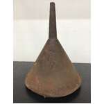VINTAGE Willow Australia Metal Funnel | 21.5 cm Tall