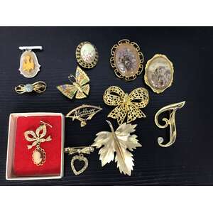 VINTAGE Brooch Lot of 12  | Gold Tone | All Wearable