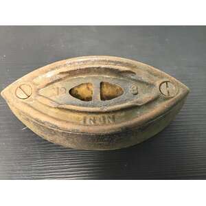 VINTAGE Mrs Potts Sad Iron No 3 