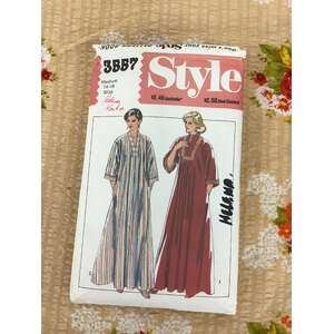 VINTAGE Style 3557 Sewing Pattern - Miss 14 16 - Caftan 