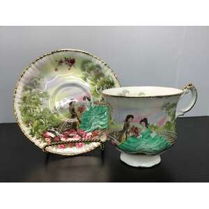 VINTAGE Paragon Marlborough Series Courting Couple Tea Cup & Saucer 