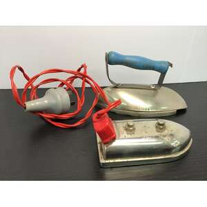 VINTAGE Travel Clothes Irons x 2 | Untested