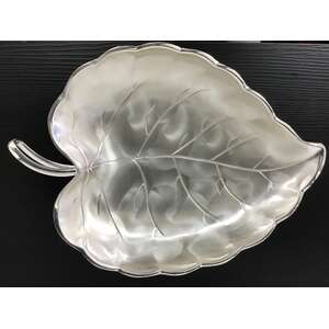 VINTAGE Pealised Silver Leaf Dish w Ball Feet - Made in Japan 