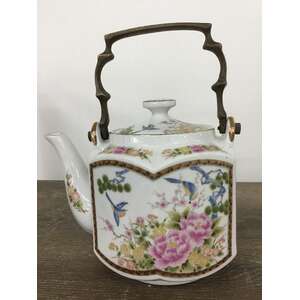 VINTAGE Homco Japan Porcelain Hexagonal Tea Pot w Brass Handle 