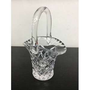 VINTAGE Crystal Basket - Diamond Cut - 15.5 cm Tall 