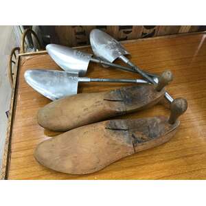 ANTIQUE Shoe Stretchers - Wooden & Aluminium - Lot of 5