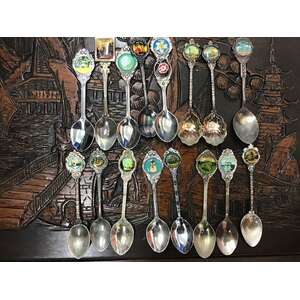 VINTAGE Souvenir Spoons Lot of 16 - Australia