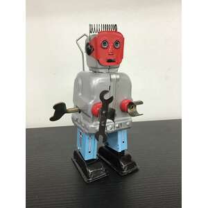 Red Face Robot Wind Up Tin Toy - 15 cm Tall 