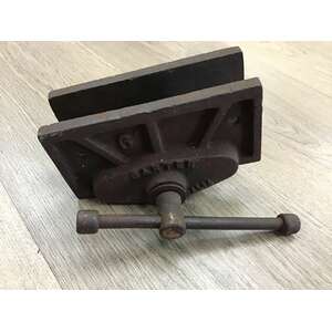 VINTAGE Carter Australia 6" Under Bench Woodwork Vice
