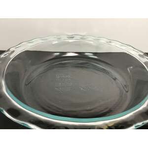 VINTAGE USA Pyrex Pie Dish | 28 cm Diameter