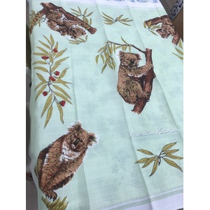 VINTAGE Koala Tablecloth 1.25 m - Rayon Made in Japan