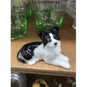 Ceramic Border Collie Dog Ornament - Laying Down - 5.5 cm