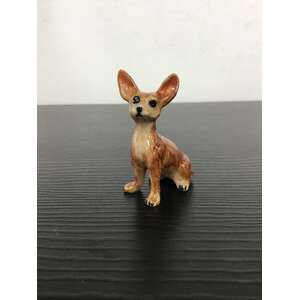 Ceramic Chihuahua Dog Ornament - Sitting - 4.2 cm