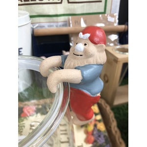 Mooning Gnome Pot Hanger - Red Hat