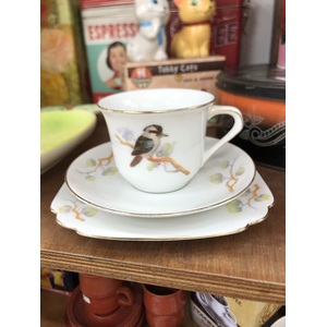 ANTIQUE 1930 Zeh Scherzer Kookaburra Tea Cup Trio - Bavaria