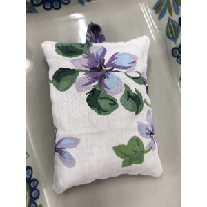 Lavender Drawer Wardrobe Sachets - Made Using Vintage Fabrics - Purple Floral Check