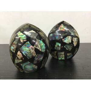 VINTAGE Paua Shell Salt and Pepper Shakers - New Zealand Fiordland