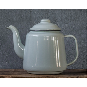 Falcon Enamel Teapot - 1.5 L - White w Black Rim