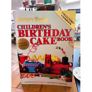 2015 Re-release 1980 Women's Weekly Children's Birthday Cake Book