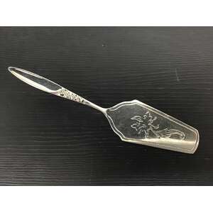 VINTAGE Grosvenor Silver Plate Christine Cake Lifter 