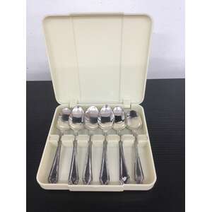 VINTAGE Cased Set of 6 EPNS Teaspoons