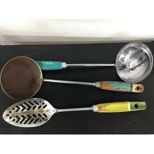 VINTAGE Wooden Handled Utensils - Lot of 3 - Made in England 