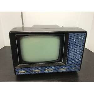 VINTAGE Audiosonic Portable TV with AM/FM Radio | Spare or Repair