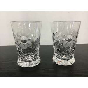 VINTAGE Daisy Etched Crystal Drinking Glass x 2